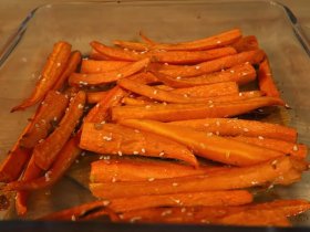 Пряна морква запечена в духовці